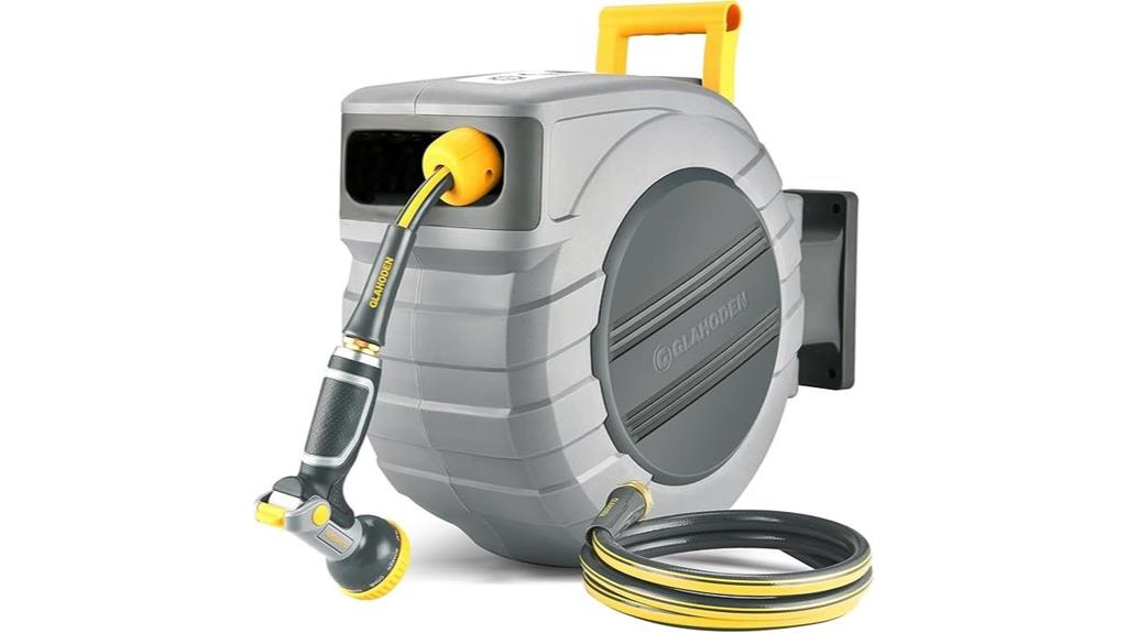 expandable wall mounted hose