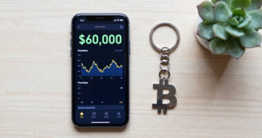 Bitcoin Price Reclaims $60,000 As Strategy (MSTR) and Strive (ASST) Jump More Than 10%