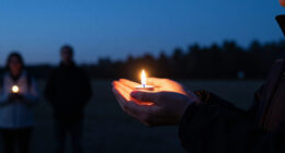 How The Held-Light Technique Frames A Comet Vigil
